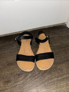 Sun and Stone Black Cork-Insole Ankle Strap Sandals for Women